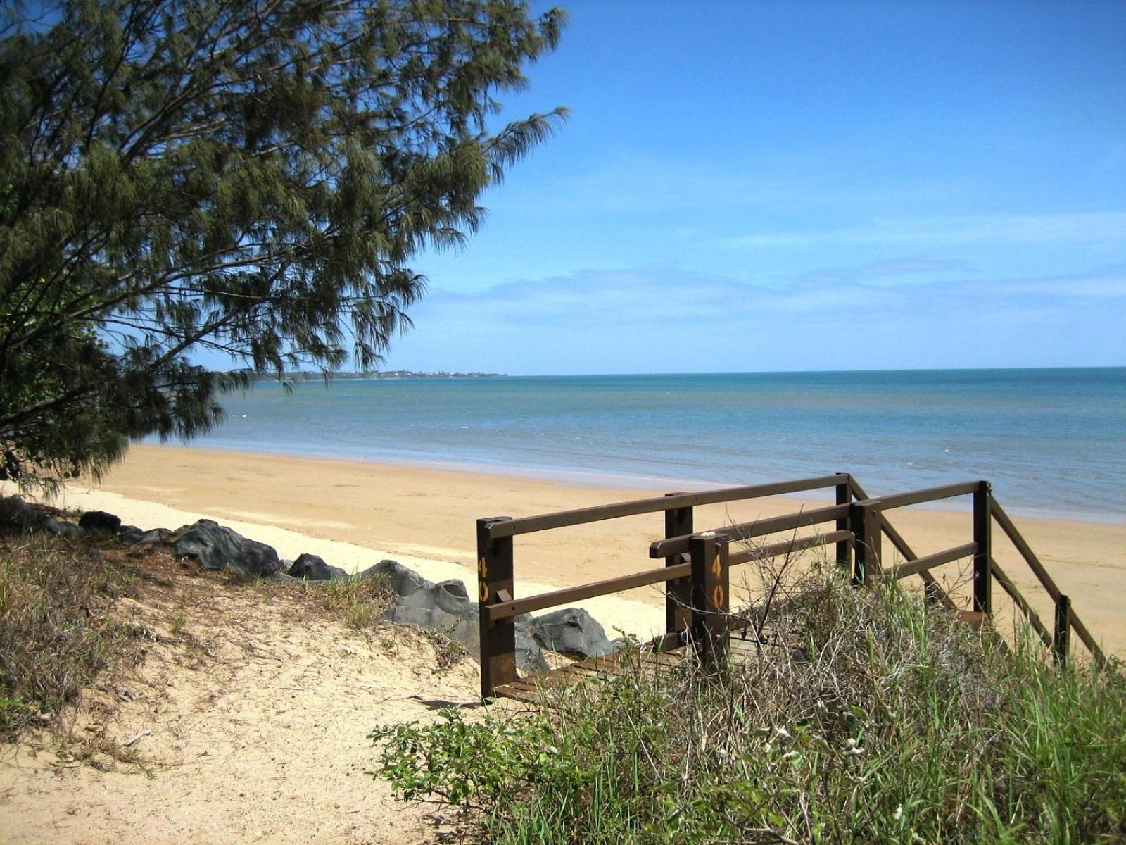 Coconut Palms On The Bay Aparthotel Hervey Bay Luaran gambar