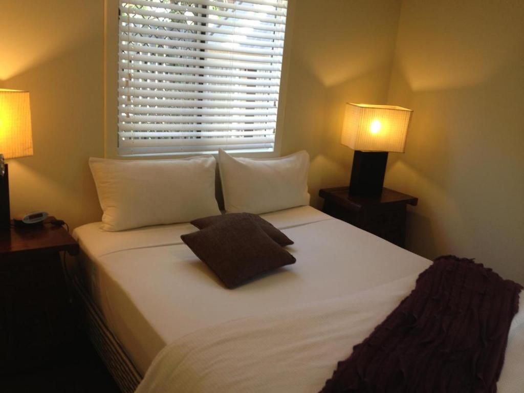 Coconut Palms On The Bay Aparthotel Hervey Bay Bilik gambar