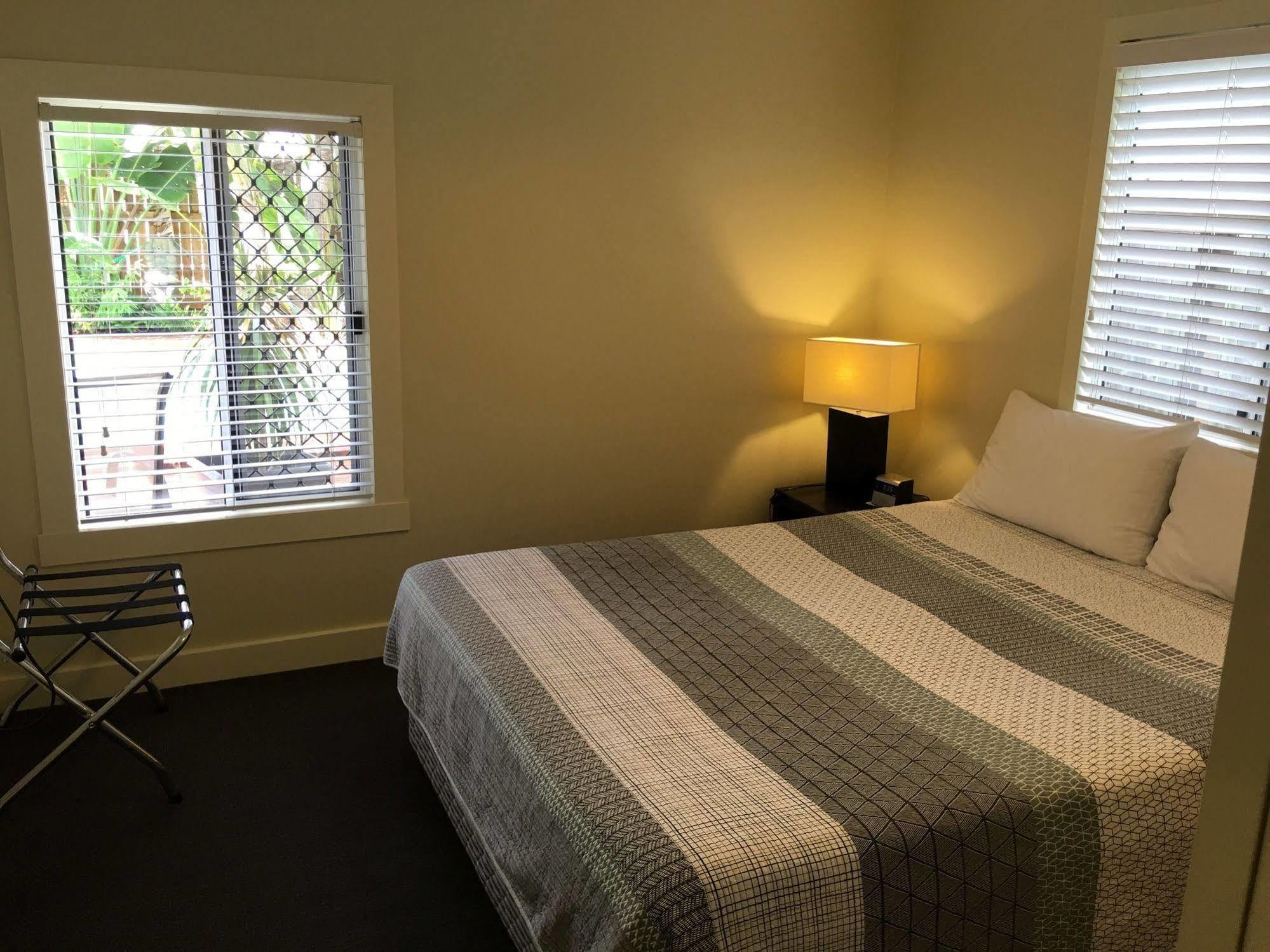 Coconut Palms On The Bay Aparthotel Hervey Bay Luaran gambar