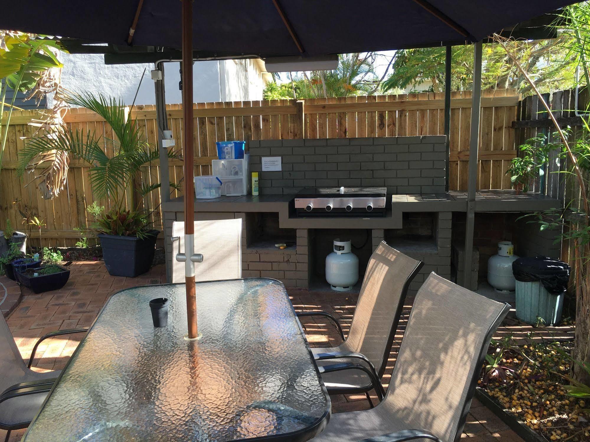 Coconut Palms On The Bay Aparthotel Hervey Bay Luaran gambar